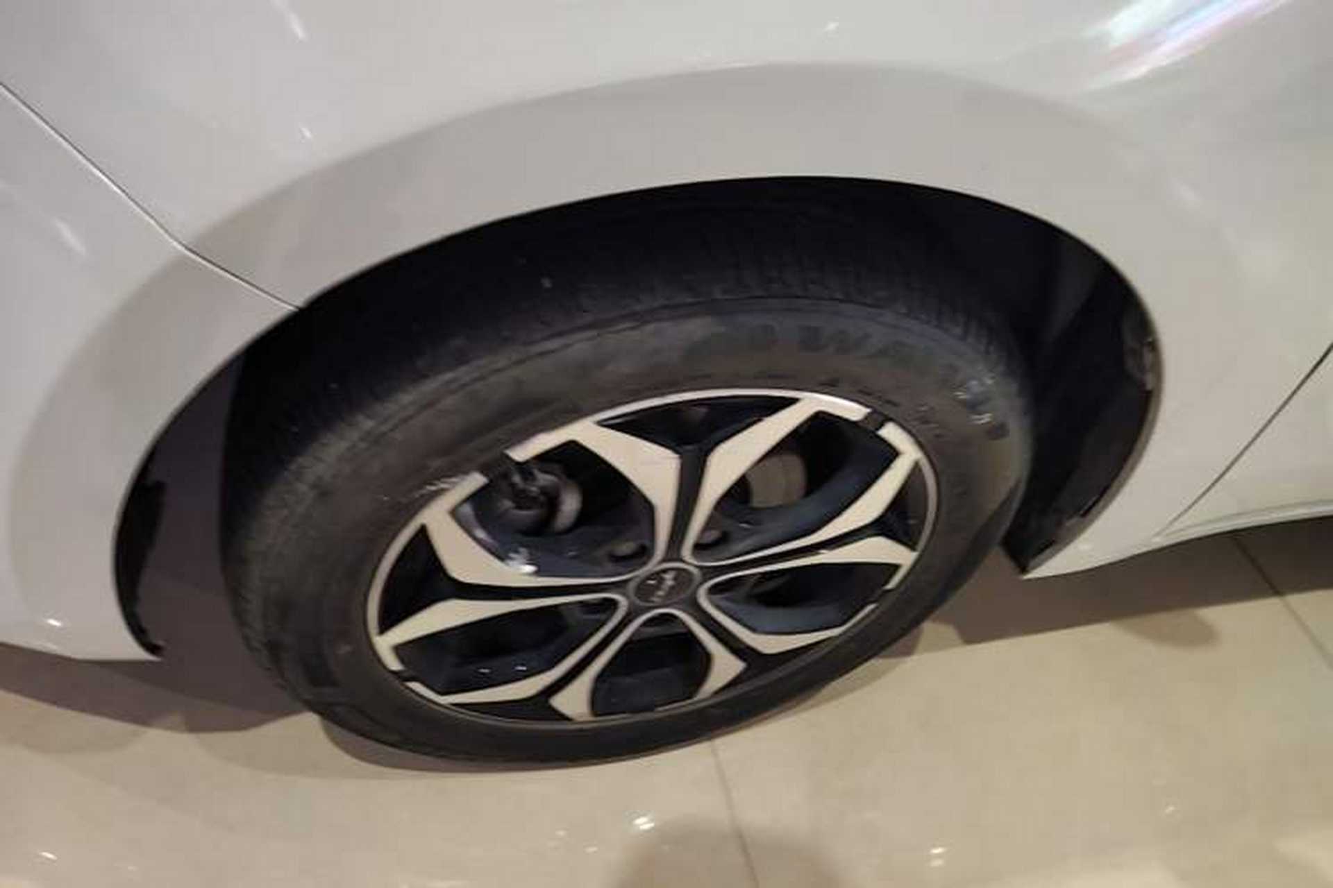 Used BAIC Changhe A6 2019 1.5L Manual Elite Edition Left Front Wheel Hub