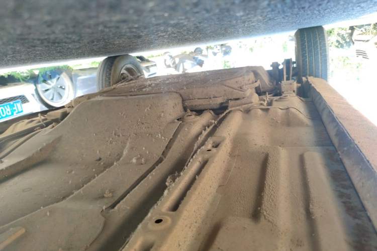 Used BAIC Changhe EC100  Chassis Front Right
