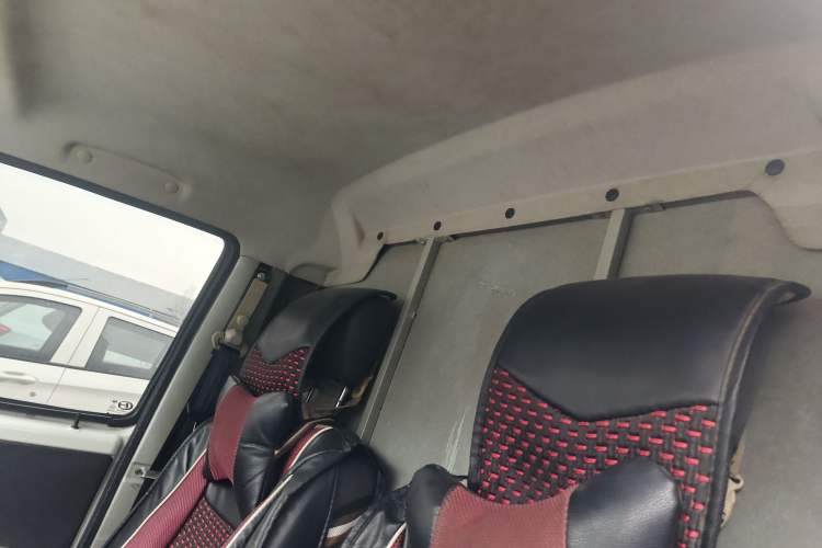 Used BAIC Changhe EV2 2019 Updated Version 10° Edition 1.8kW On-board Charger Headliner