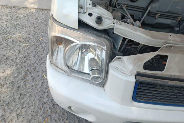 Used BAIC Changhe EV2 2019 8-degree version Right Front Headlight