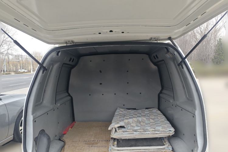 Used BAIC Changhe EV2 2019 Updated Version 10° Edition 1.8kW On-board Charger Trunk