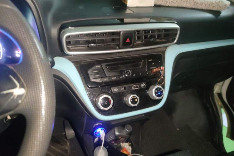 Used BAIC Changhe EV5 2019 210KM range version Audio And AC Panel