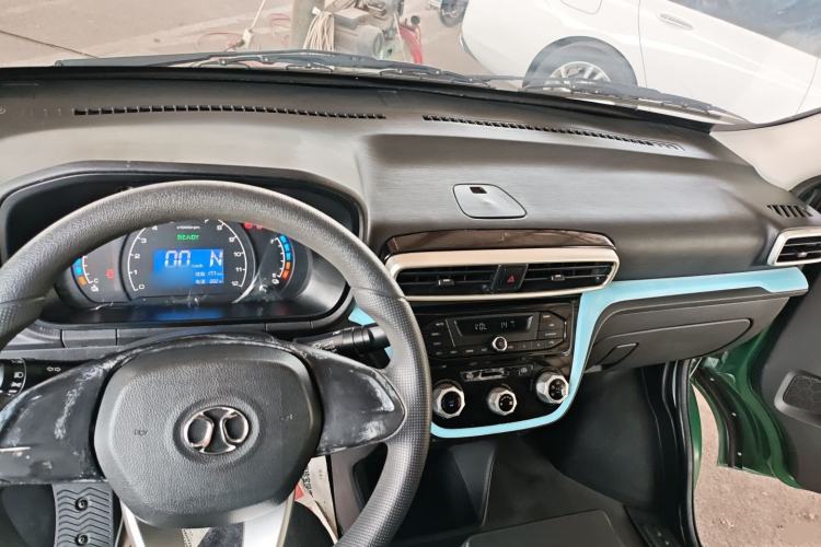 Used BAIC Changhe EV5 2019 210KM range version Center Console