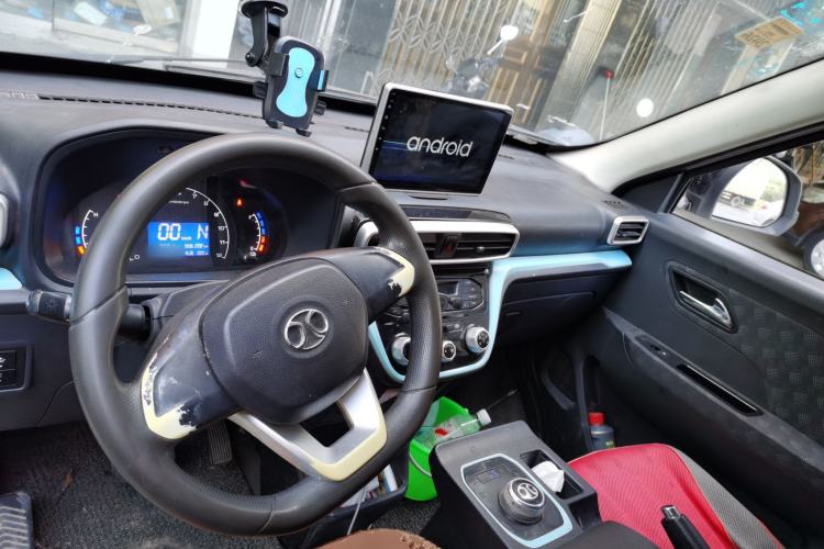 Used BAIC Changhe EV5 2019 210KM range version Center Console