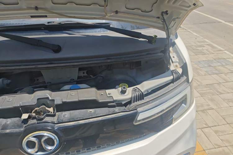 Used BAIC Changhe EV5 2019 210KM range version Engine Bay Left