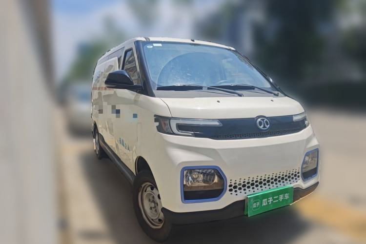 Used BAIC Changhe EV5 2019 210KM range version Front Right 45 Deg