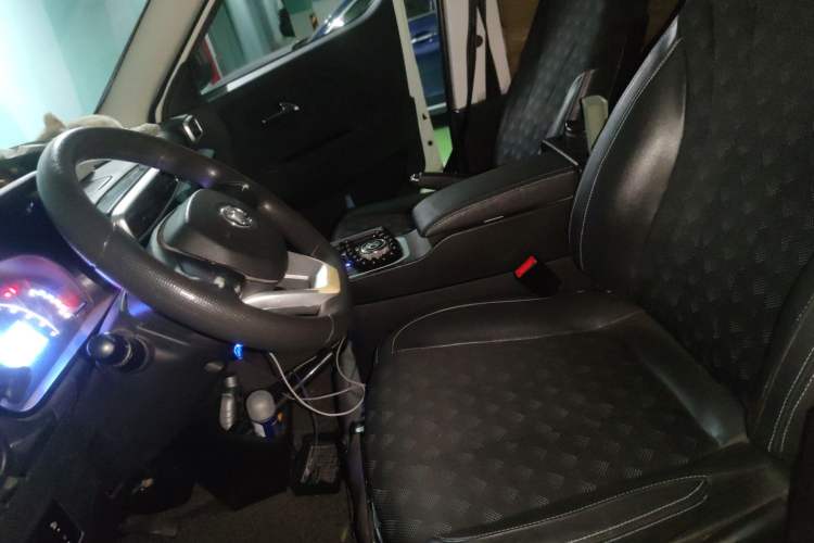Used BAIC Changhe EV5 2019 210KM range version Left Front Seat