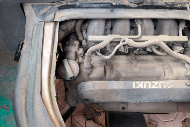Used BAIC Changhe Fortune 2012 1.2L base model Engine Bay Right