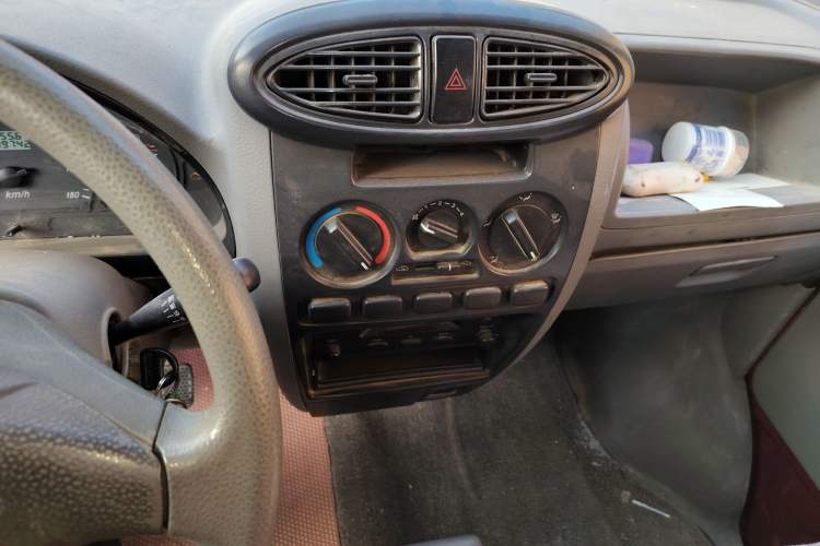 Used BAIC Changhe Freedom 2011 1.0L Hongyun Edition EC Type DA465QE Audio And AC Panel