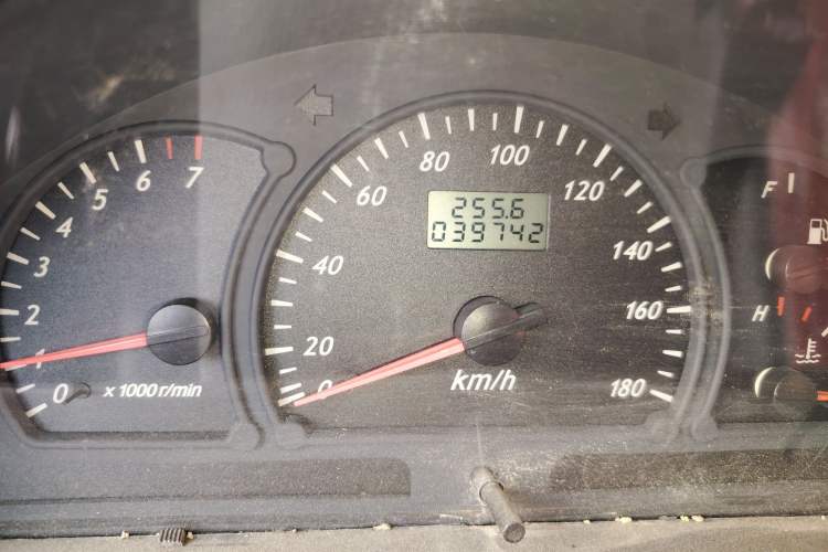 Used BAIC Changhe Freedom 2011 1.0L Hongyun Edition EC Type DA465QE Odometer Close Up