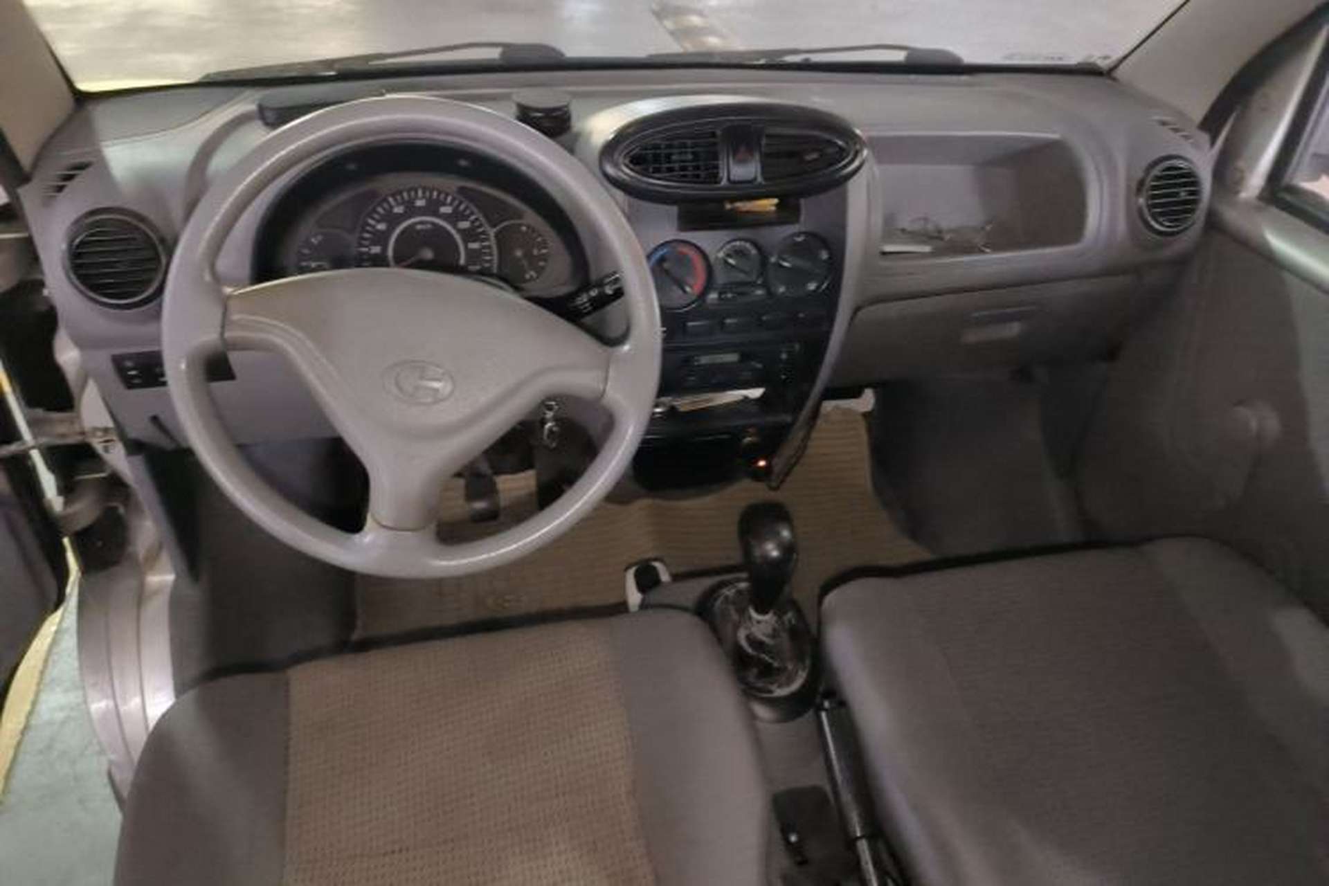 Used BAIC Changhe Freedom 2011 1.0L Hongyun Edition STD Model DA465QE Center Console