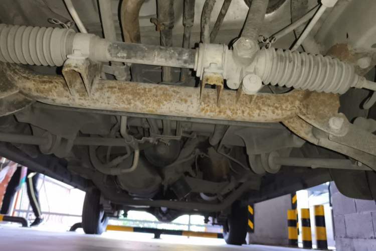 Used BAIC Changhe Freedom 2011 1.0L Hongyun Edition STD Model DA465QE Chassis Front
