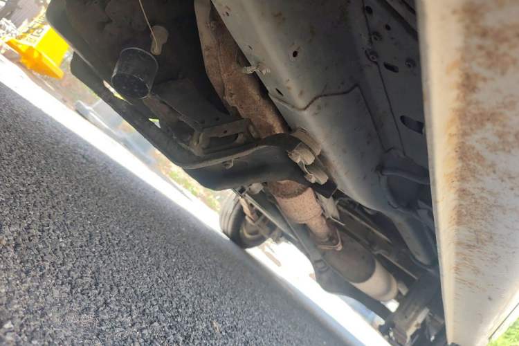 Used BAIC Changhe Freedom 2011 1.0L Hongyun Edition EC Type DA465QE Chassis Front Left