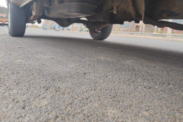 Used BAIC Changhe Freedom 2011 1.0L Hongyun Edition EC Type DA465QA Chassis Front Right