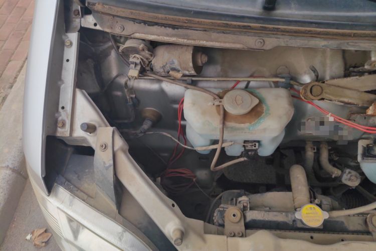Used BAIC Changhe Freedom 2011 1.0L Hongyun Edition EC Type DA465QA Engine Bay Right