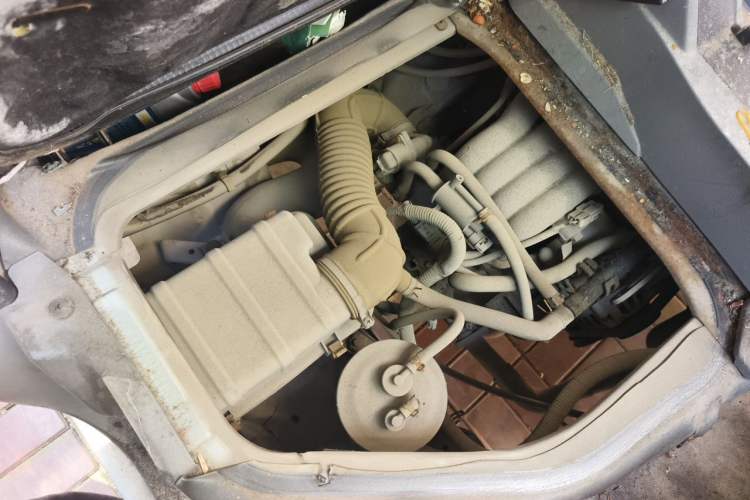 Used BAIC Changhe Freedom 2011 1.0L Hongyun Edition EC Type DA465QA Engine Bay Right