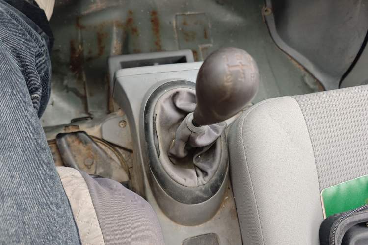 Used BAIC Changhe Freedom 2011 1.0L Hongyun Edition EC Type DA465QE Gear Lever