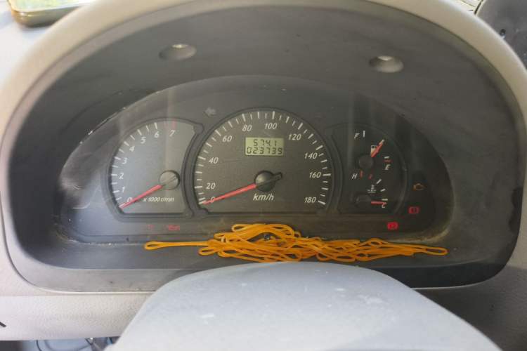Used BAIC Changhe Freedom 2011 1.0L Hongyun Edition EC Type DA465QA Instrument Cluster