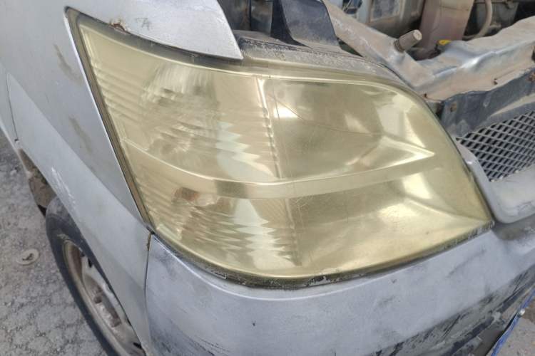 Used BAIC Changhe Freedom 2011 1.0L Hongyun Edition EC Type DA465QE Right Front Headlight