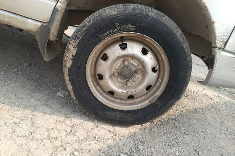 Used BAIC Changhe Freedom 2011 1.0L Hongyun Edition EC Type DA465QE Right Front Wheel Hub