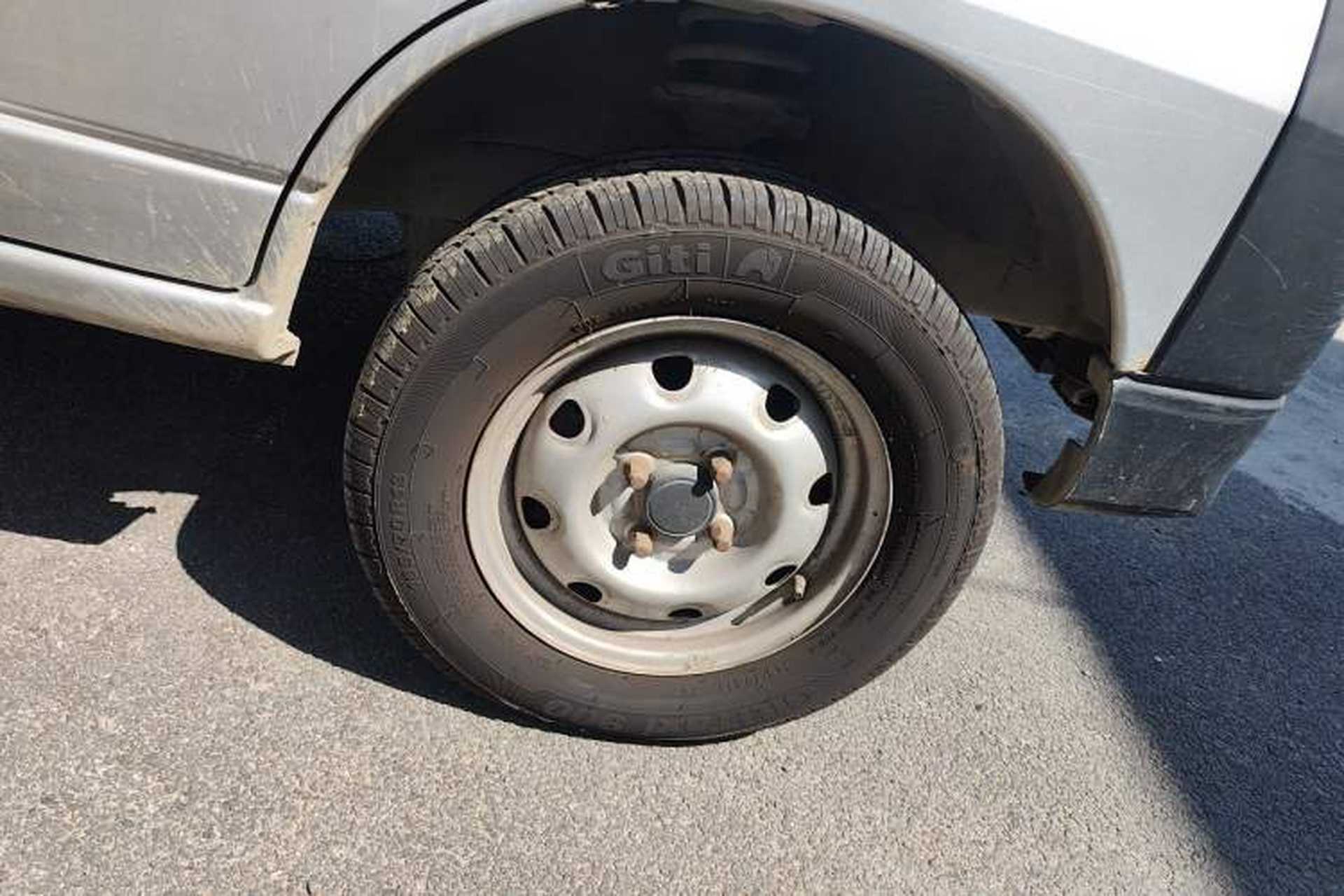 Used BAIC Changhe Freedom 2011 1.0L Hongyun Edition EC Type DA465QE Right Front Wheel Hub