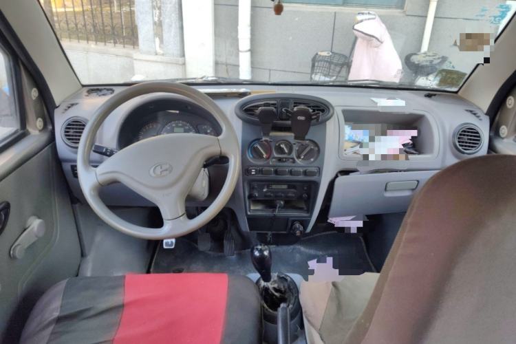 Used BAIC Changhe Freedom 2014 1.0L Hongyun Edition Economy Model DA465QA Center Console