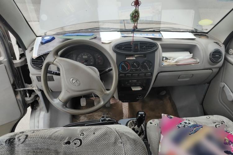 Used BAIC Changhe Freedom 2014 1.0L Hongyun Edition Economy Model DA465QA Center Console