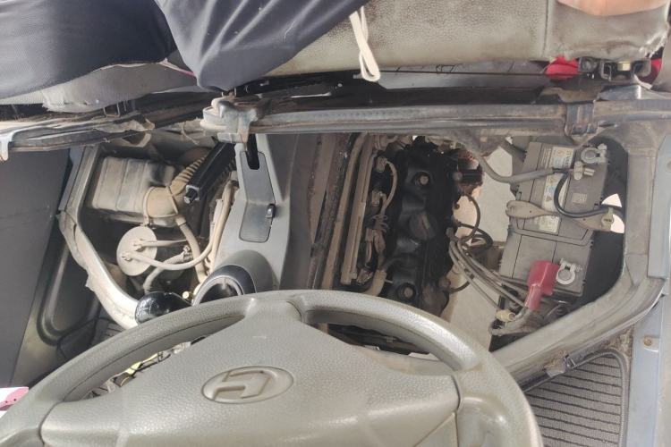 Used BAIC Changhe Freedom 2014 1.0L Hongyun Edition Standard DA465QA Engine Bay