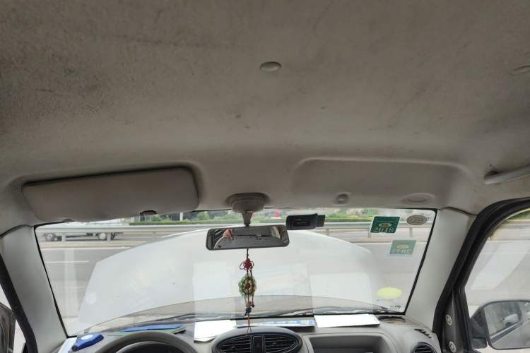 Used BAIC Changhe Freedom 2014 1.0L Hongyun Edition Economy Model DA465QA Headliner