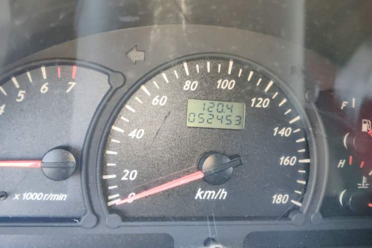 Used BAIC Changhe Freedom 2014 1.0L Hongyun Edition Economy Model DA465QA Odometer Close Up