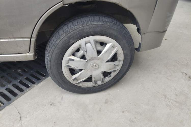 Used BAIC Changhe Freedom 2014 1.0L Hongyun Edition Standard DA465QA Right Front Wheel Hub