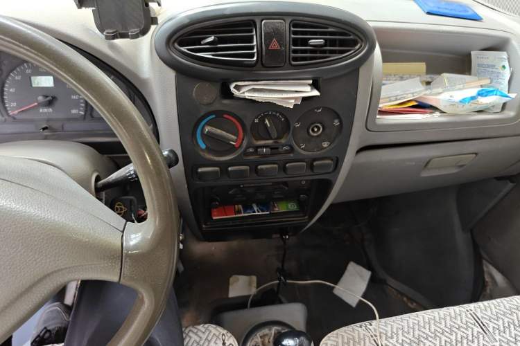 Used BAIC Changhe Freedom 2014 1.0L Hongyun Edition Economy Model DA465QA Audio And AC Panel
