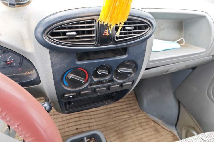 Used BAIC Changhe Freedom 2014 1.2L Hongyun Edition Standard K12B-A Audio And AC Panel