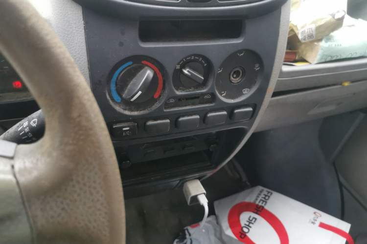 Used BAIC Changhe Freedom 2014 1.0L Hongyun Edition Economy Model DA465QA Audio And AC Panel