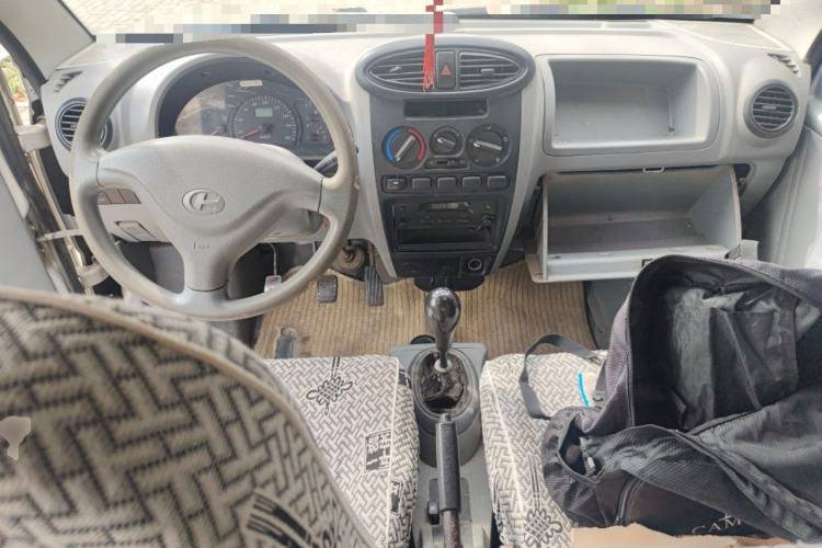 Used BAIC Changhe Freedom 2014 1.0L Hongyun Edition Economy Model DA465QA Center Console