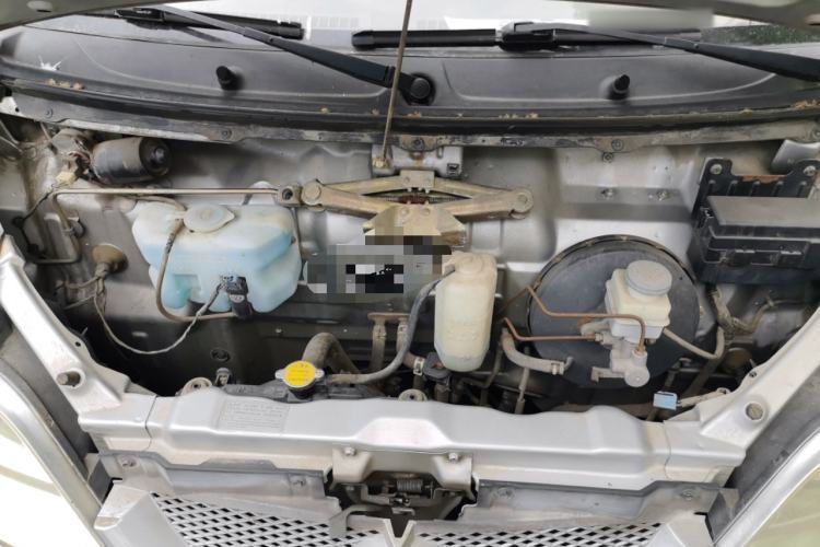 Used BAIC Changhe Freedom 2014 1.0L Hongyun Edition Economy Model DA465QA Engine Bay