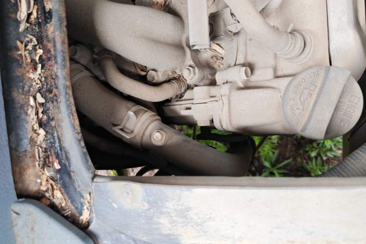 Used BAIC Changhe Freedom 2014 1.2L Hongyun Edition Standard K12B-A Engine Bay