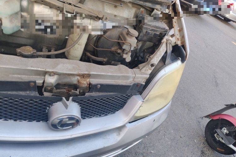 Used BAIC Changhe Freedom 2014 1.0L Hongyun Edition Standard DA465QA Engine Bay Left