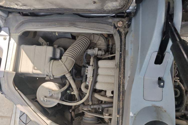 Used BAIC Changhe Freedom 2014 1.0L Hongyun Edition Economy Model DA465QA Engine Bay Right