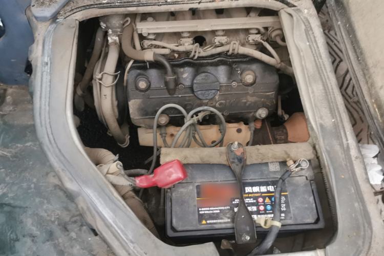 Used BAIC Changhe Freedom 2014 1.0L Hongyun Edition Economy Model DA465QA Engine Bay