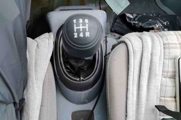 Used BAIC Changhe Freedom 2014 1.0L Hongyun Edition Economy Model DA465QA Gear Lever