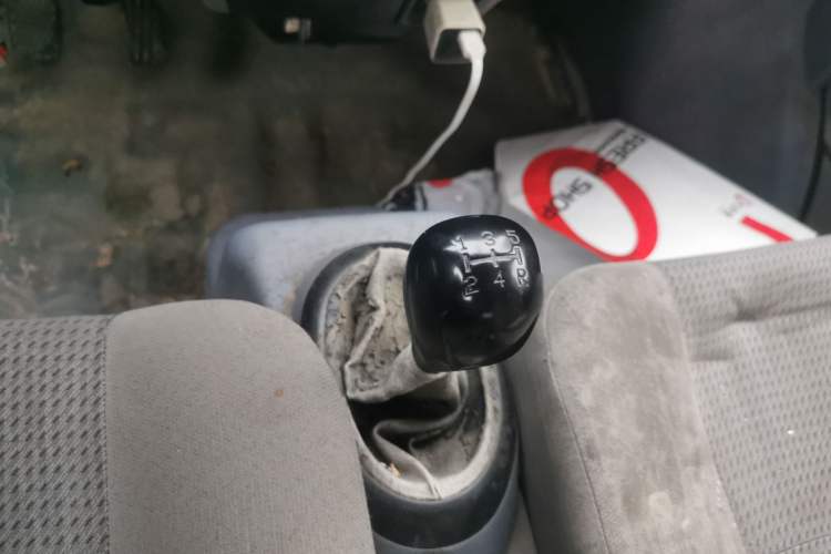Used BAIC Changhe Freedom 2014 1.0L Hongyun Edition Economy Model DA465QA Gear Lever