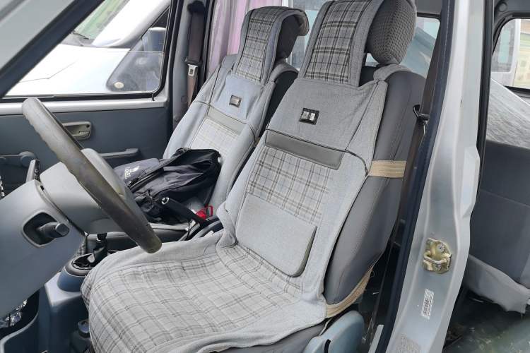 Used BAIC Changhe Freedom 2014 1.0L Hongyun Edition Economy Model DA465QA Left Front Seat