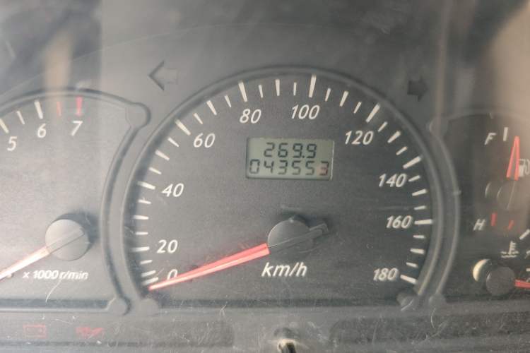 Used BAIC Changhe Freedom 2014 1.0L Hongyun Edition Economy Model DA465QA Odometer Close Up