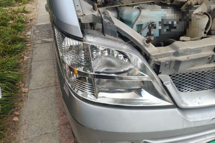 Used BAIC Changhe Freedom 2014 1.0L Hongyun Edition Economy Model DA465QA Right Front Headlight