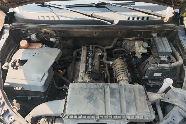 Used BAIC Changhe M50S 2015 1.5L Business Class BJ415B Engine Bay