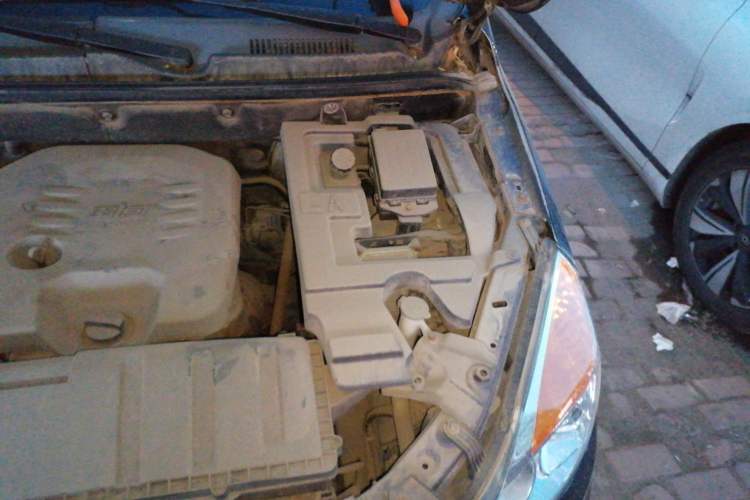 Used BAIC Changhe M50S 2015 1.5L S 1.5L Business Class DAM15DL Engine Bay Left