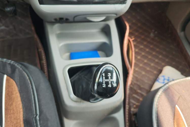 Used BAIC Changhe M50S 2015 1.5L Business Class BJ415B Gear Lever
