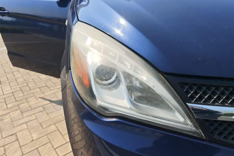 Used BAIC Changhe M50S 2015 1.5L Business Class BJ415B Right Front Headlight