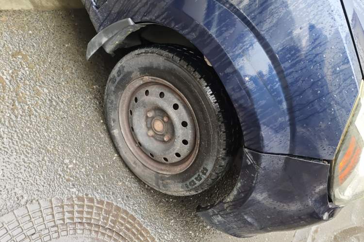 Used BAIC Changhe M50S 2015 1.5L Business Class BJ415B Right Front Wheel Hub